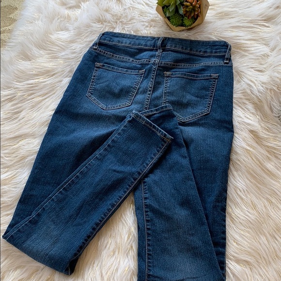 EUC Old Navy Super Skinny Jeans - Picture 4 of 4